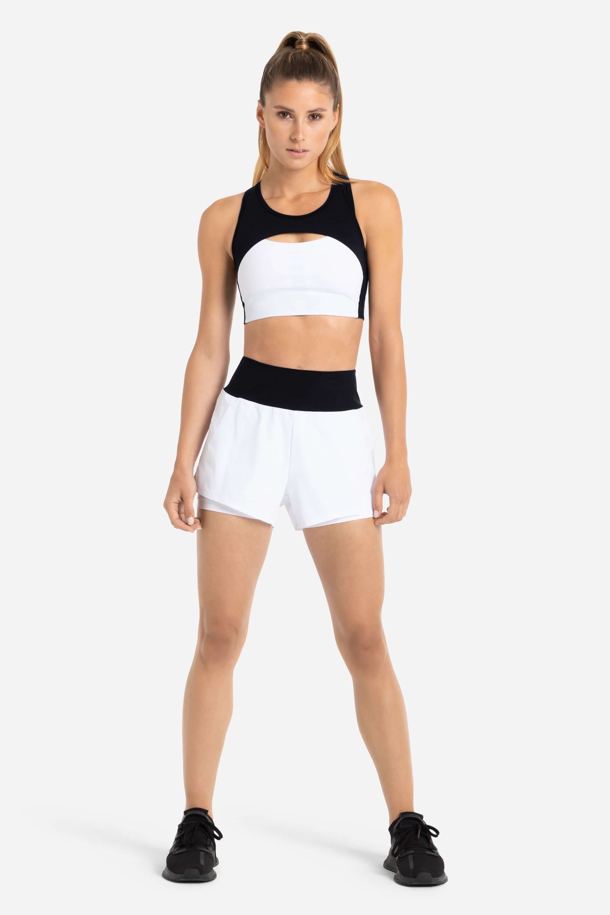 Tiina Shorts