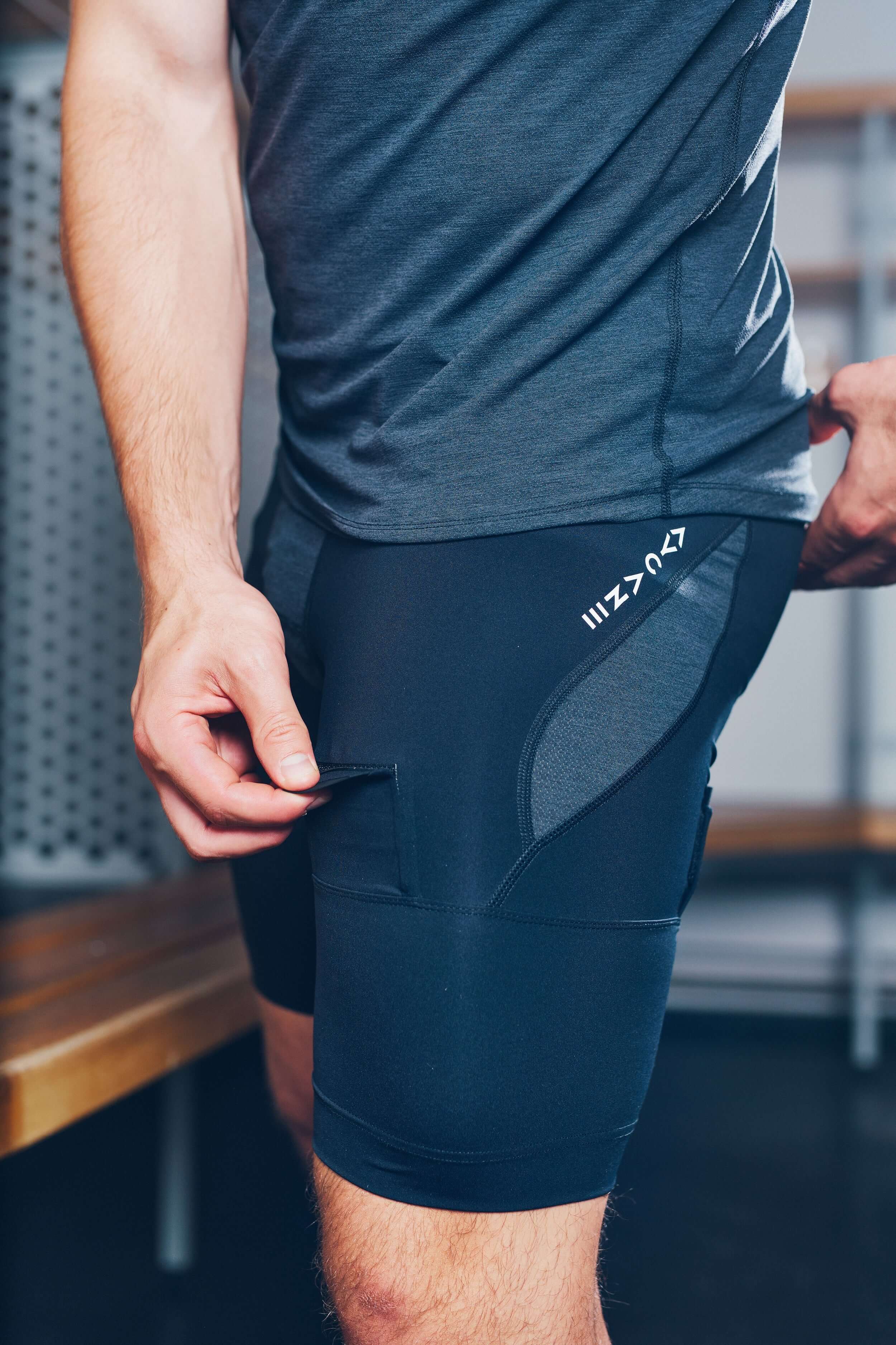 Black aycane base layer lock short