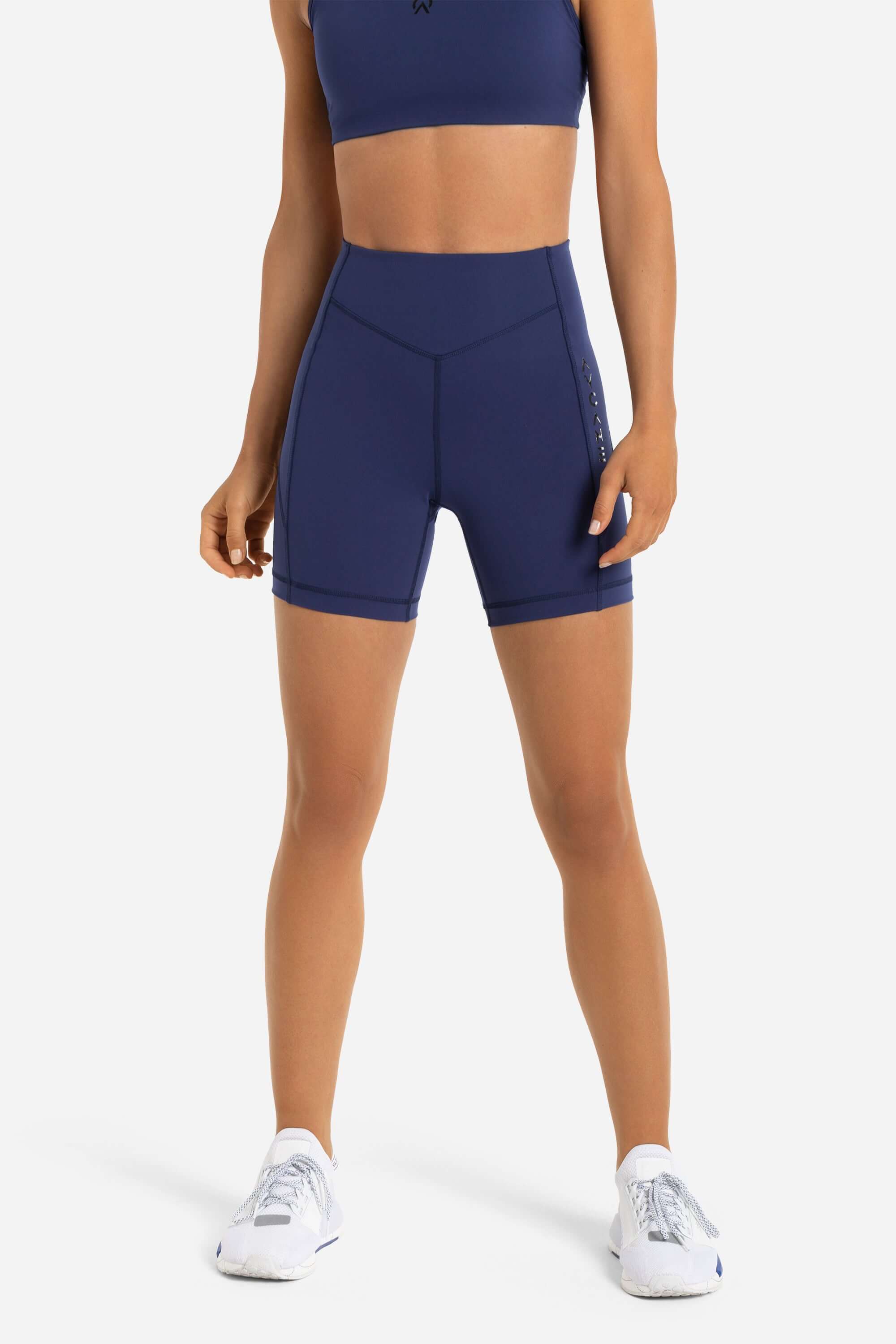workout short tight in blue