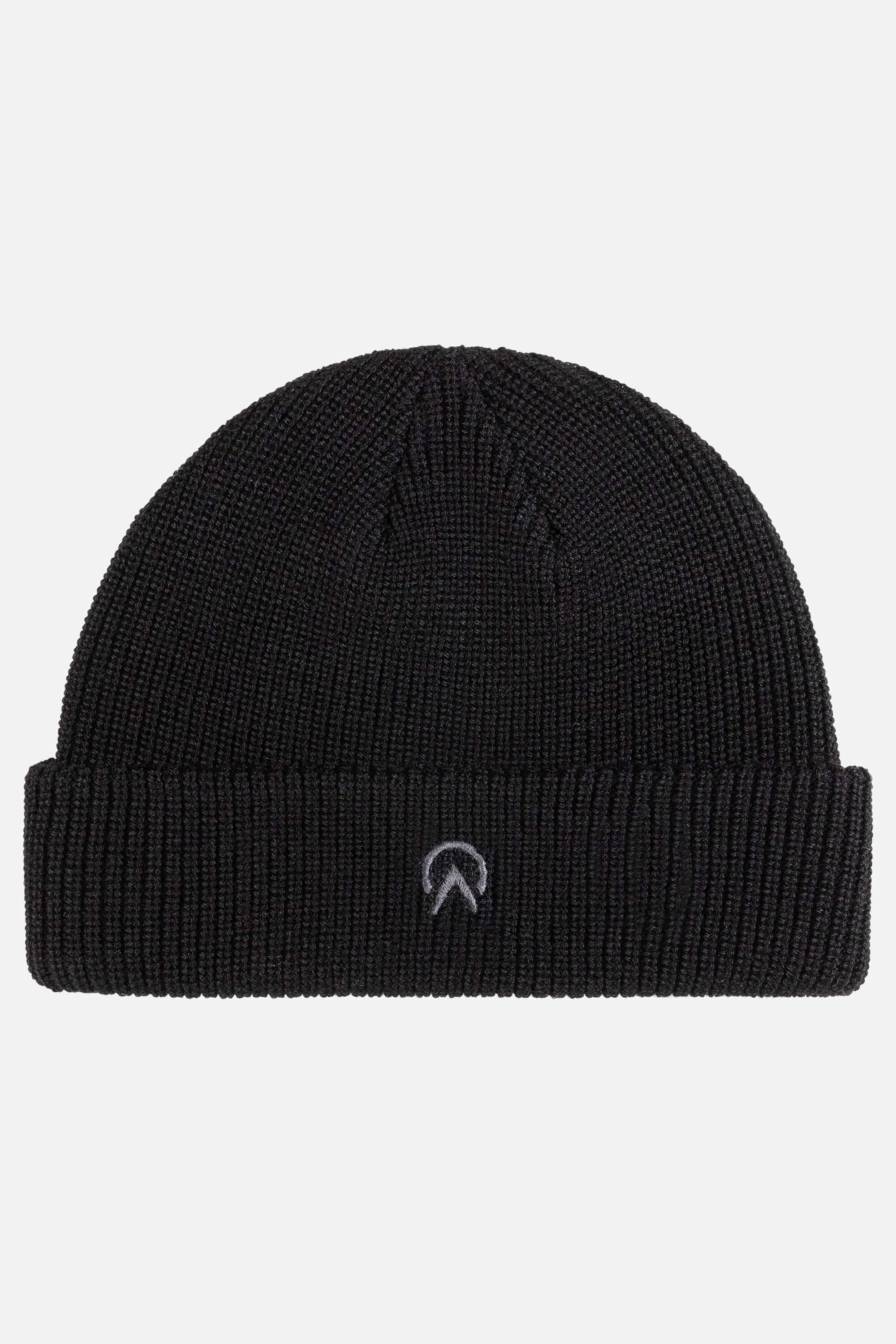 hockey fisherman beanie with a shallow fit in black