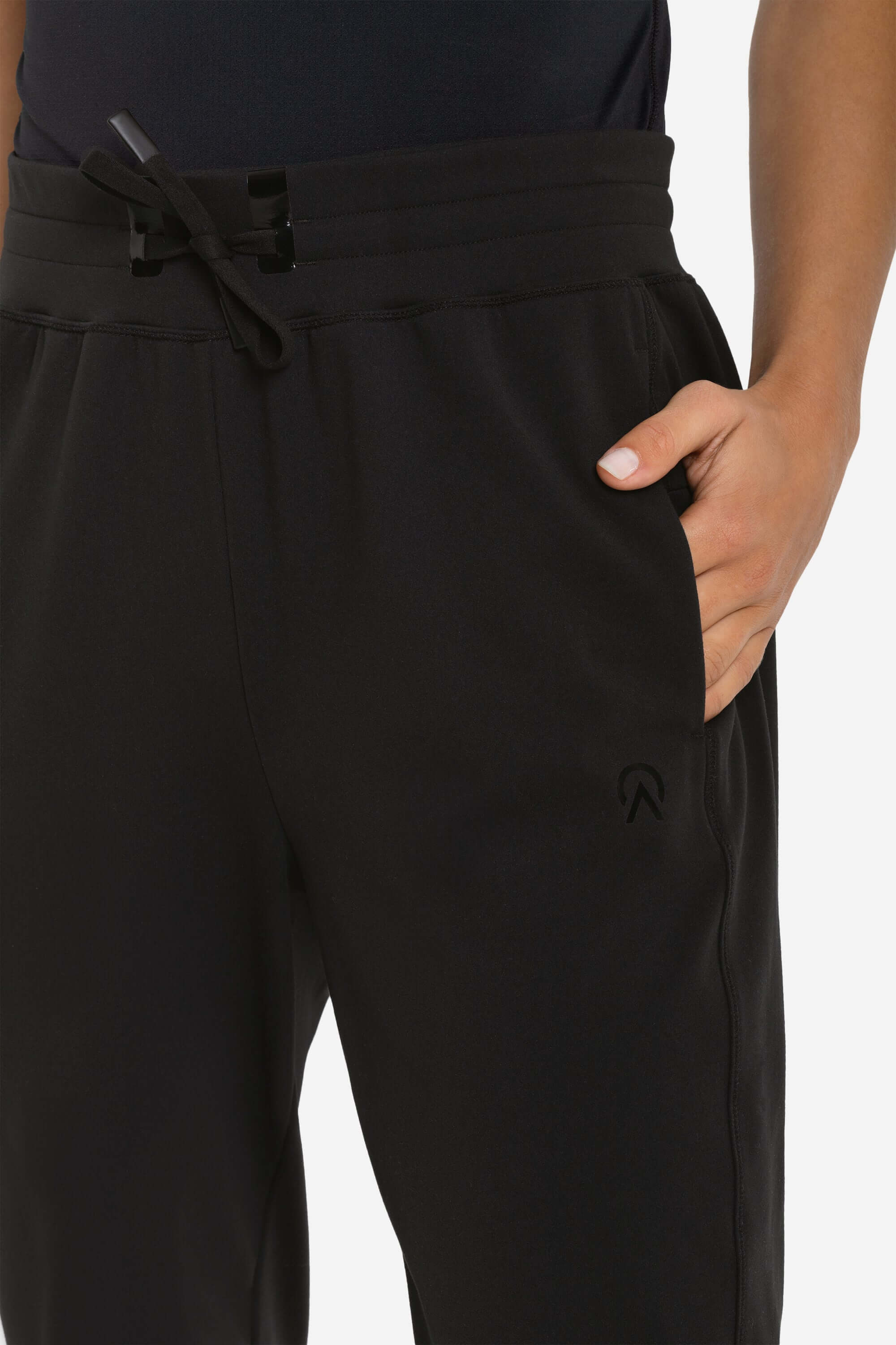 Women gym jogger with pockets